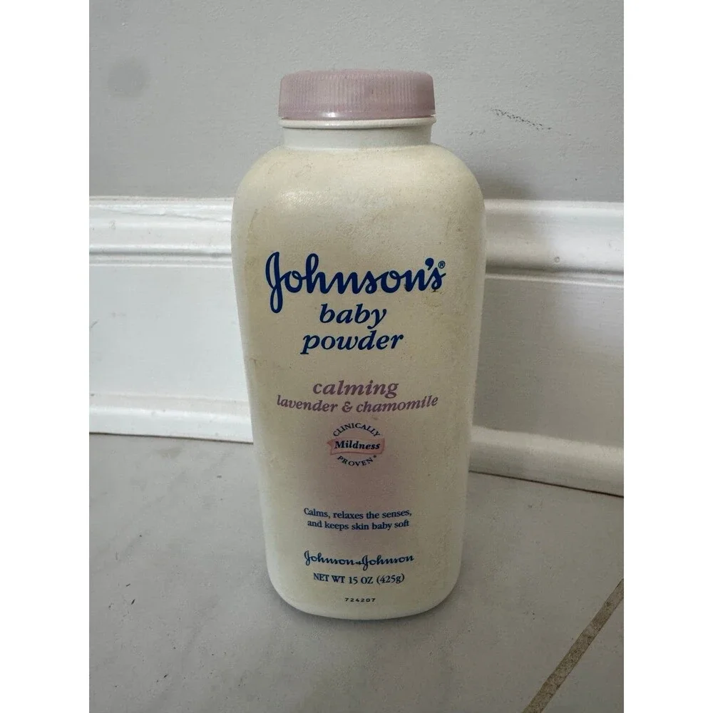Johnson's Baby Powder Vtg 2004 Lavender & Chamomile Scent 15oz Mildness NEW